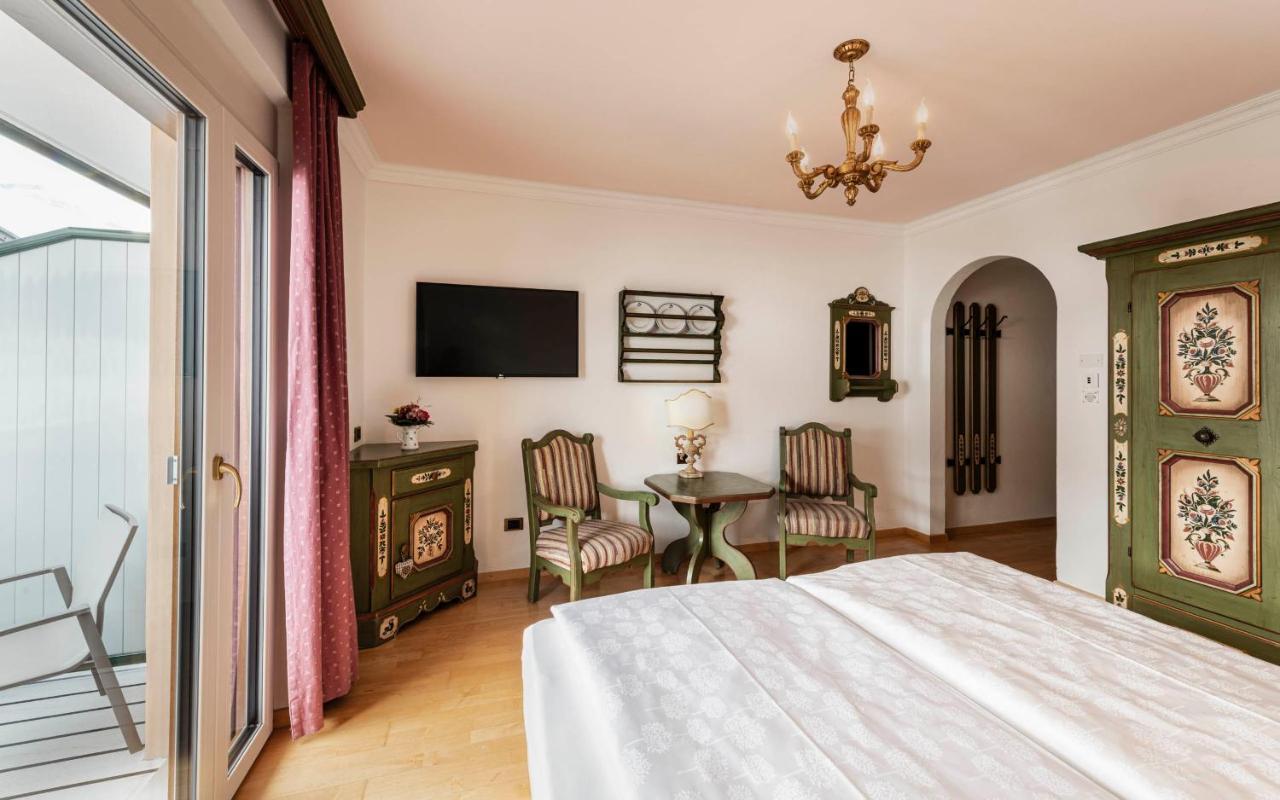 Hotel Cavallino D'Oro Bed&Breakfast Castelrotto Exterior photo